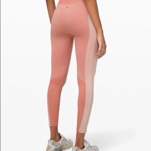 Lululemon Ebb to Train Tight Abstract Woman’s size 8